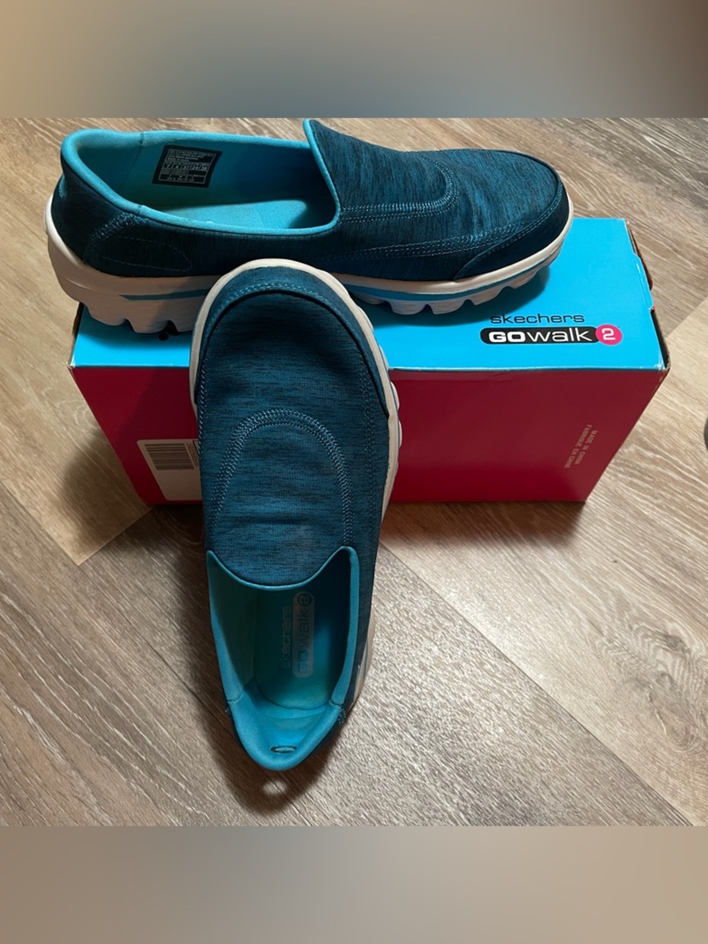 Skechers Teal and Turquoise Slip-On Walking Shoes